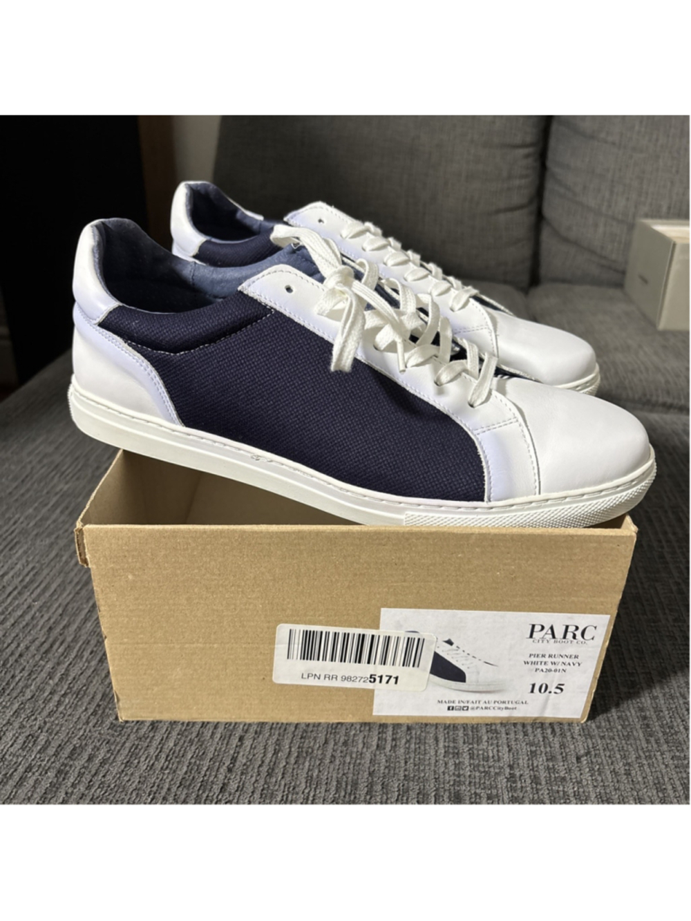 NEW MEN’S PARC CITY BOOT CO. PIER RUNNER WHITE W/ NAVY PA20-01N SIZE 10.5